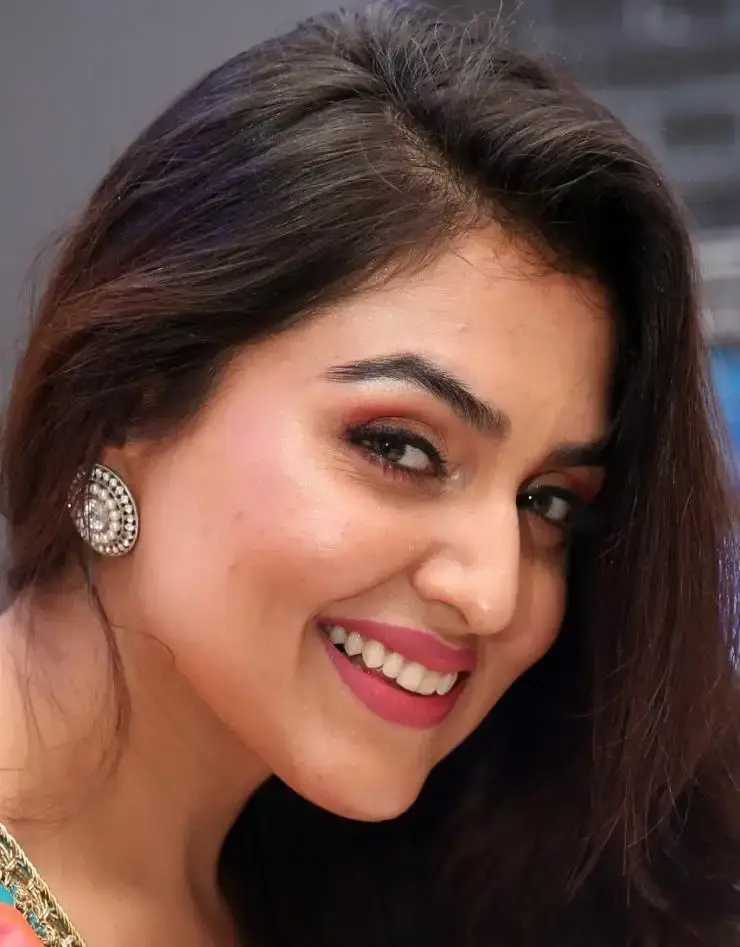 Gorgeous Indian TV Girl Ananya Soni Smiling Face Close Up